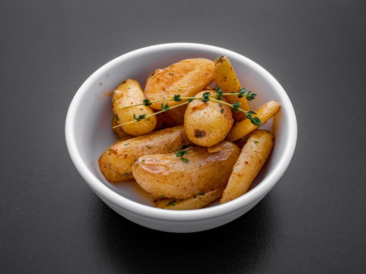 Garlic fingerlings potatoes