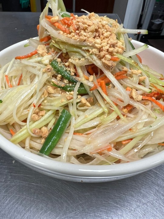 Som Tum Thai (Papaya Salad)