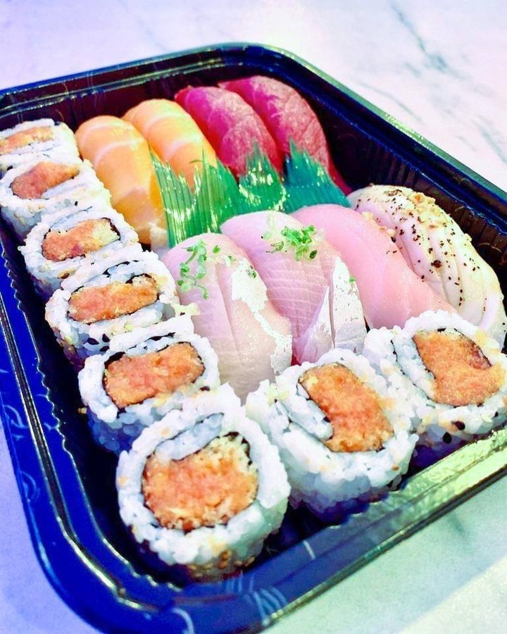 Chef's Sushi Platter