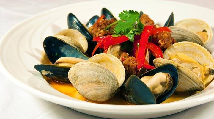 Steamed Mussels & Little Neck Clams