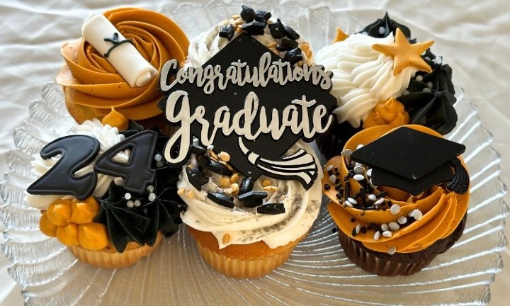 Graduation Cupcakes - 6pk