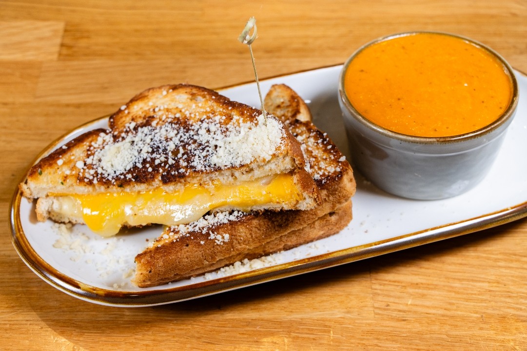 Grilled Cheese & Bisque