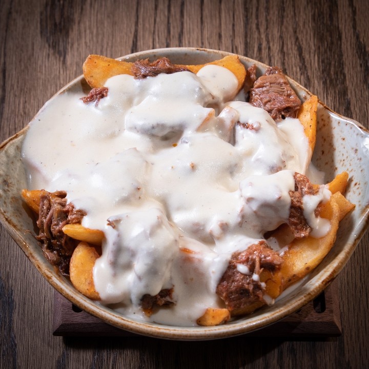 Prime Rib Poutine The Crown Tavern Concord - Braised Short Rib Poutine