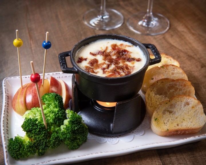 Smoked Bacon & Cheese Fondue