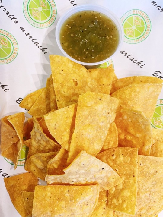 Corn Chips with Salsa Verde Spicy