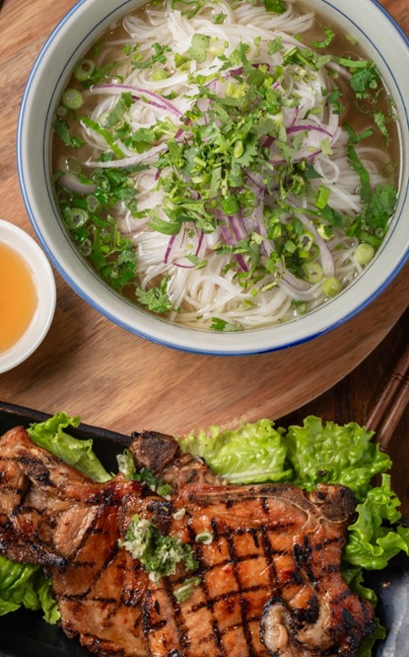 Pho Suon Nuong (Pork Chop Pho)