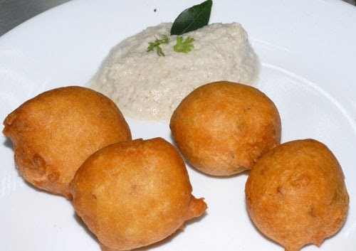 Mysore Bonda(3 pcs)