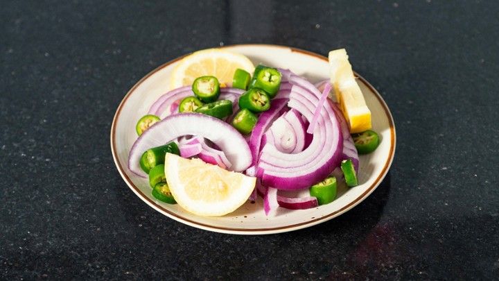 Onion and Chili Salad (v, gf)