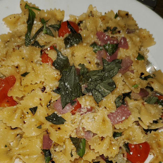 Bowtie Pasta Crudo