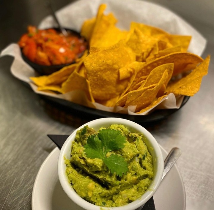 1/2 Guacamole