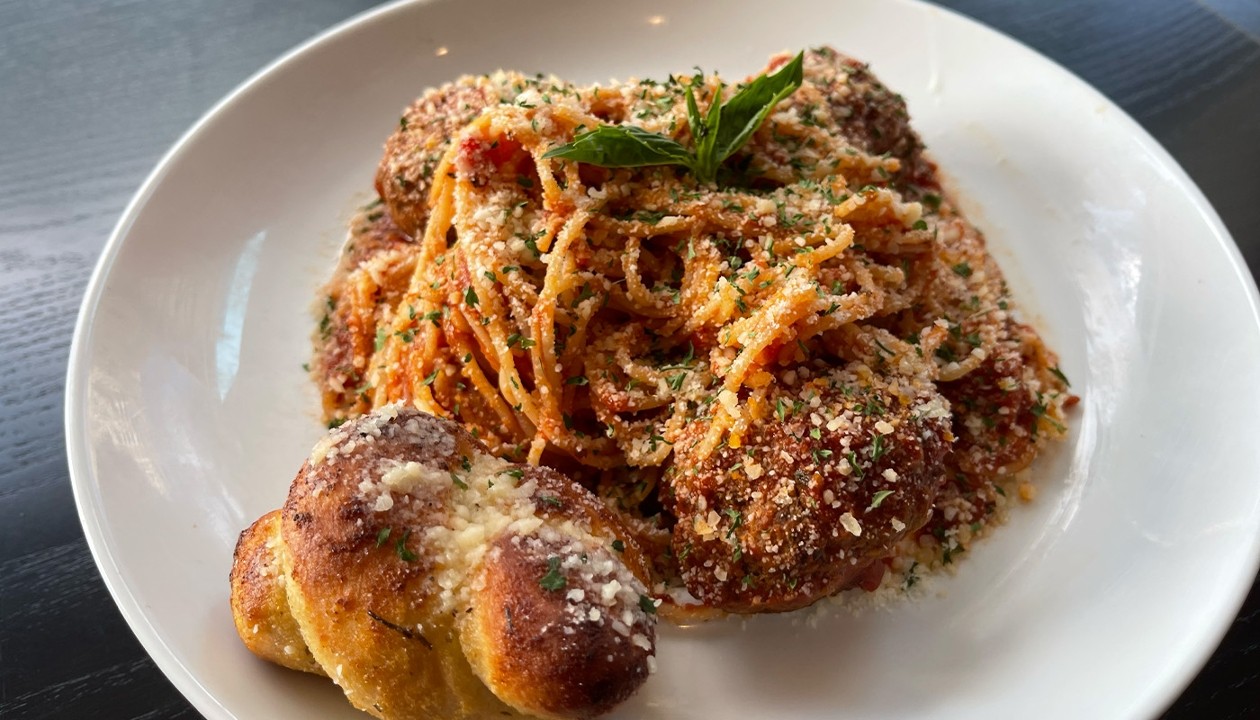 Spaghetti & Meatballs