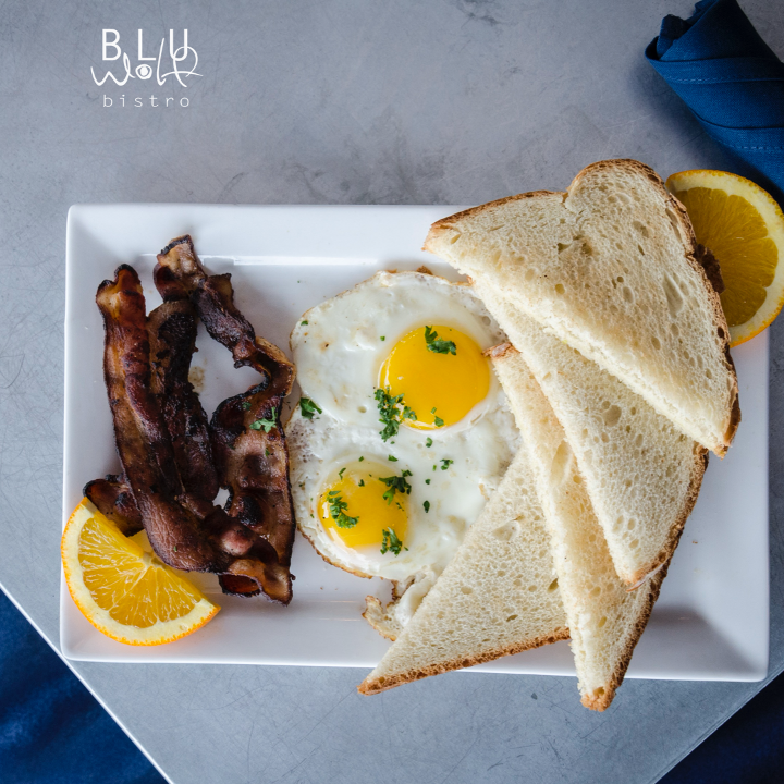 Blu Wolf Breakfast