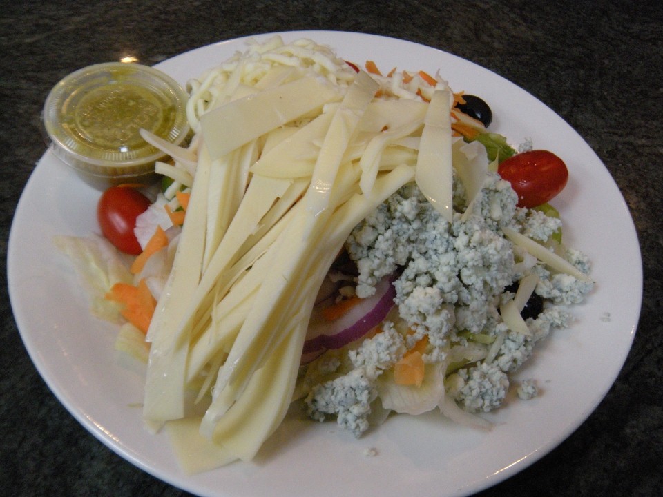SM Formaggio Salad