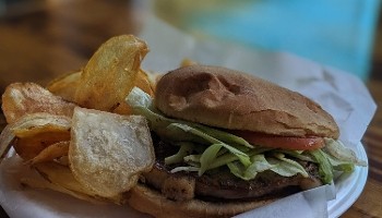 Bouys Bar and Grill