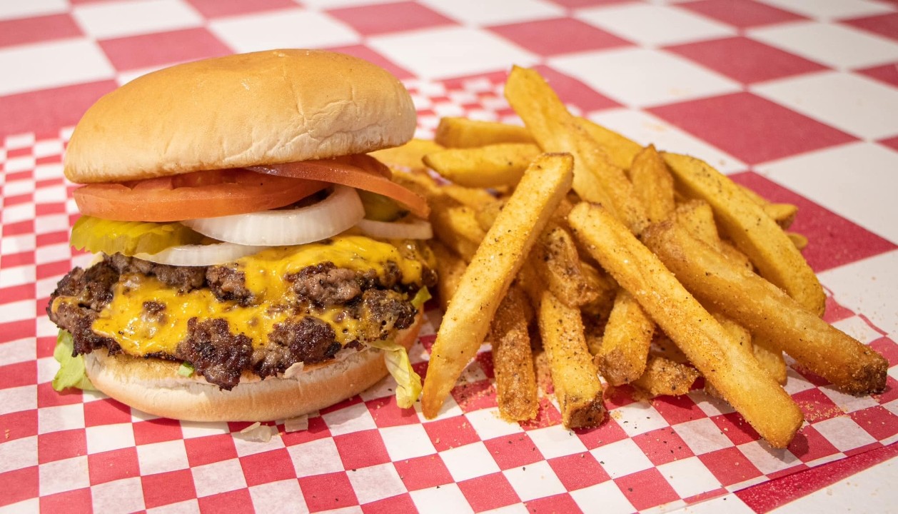 Burgers, Pies & Fries - CONWAY 2160 Harkrider Street - SINGLE BURGER BASKET