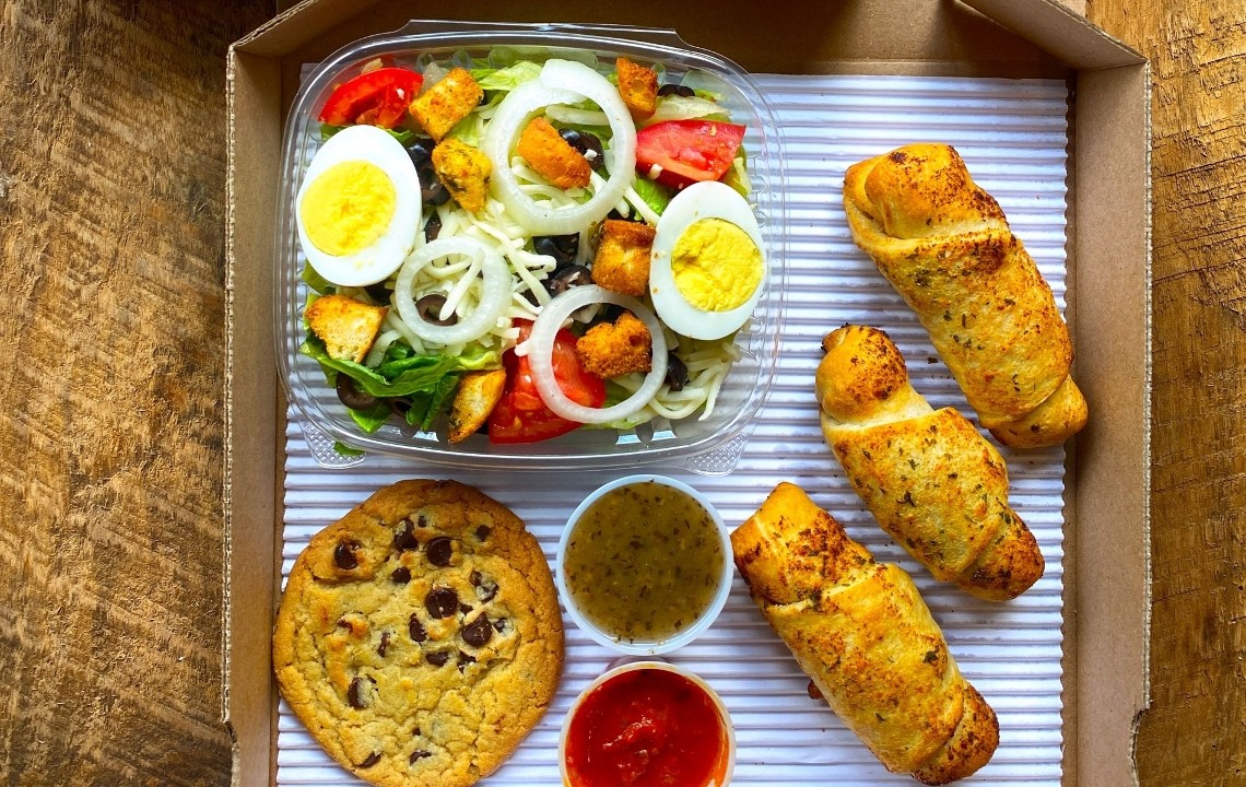 Zepperoni Roll Boxed Meal