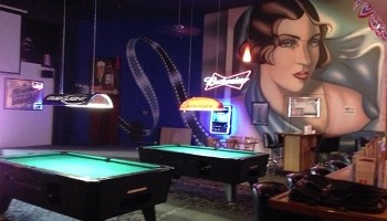 Bugsy's Bar and Grill