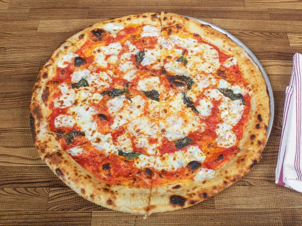 Margherita Pizza*