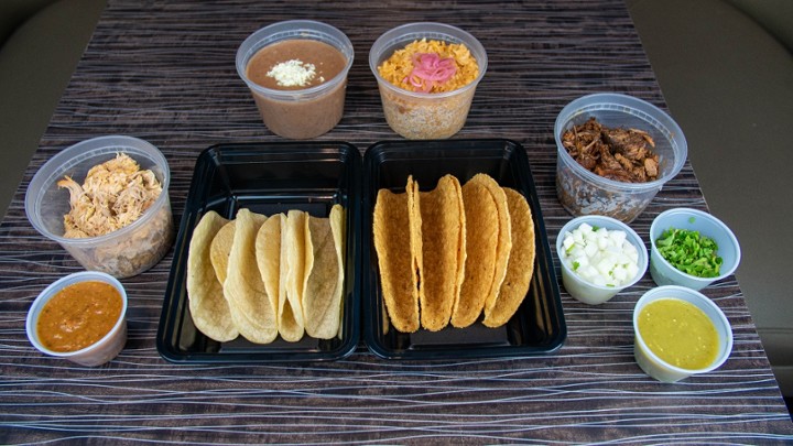 8 Person Family Pack - 16 Tacos
