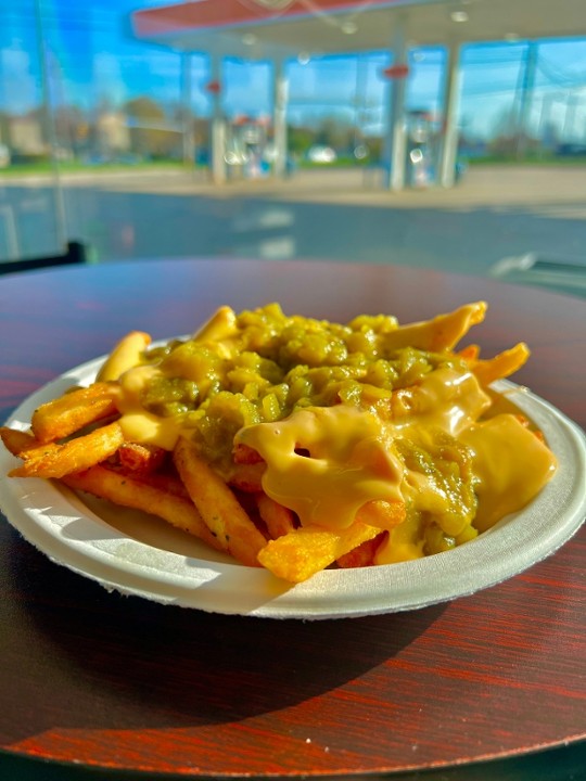 Green Chili Cheese Fries