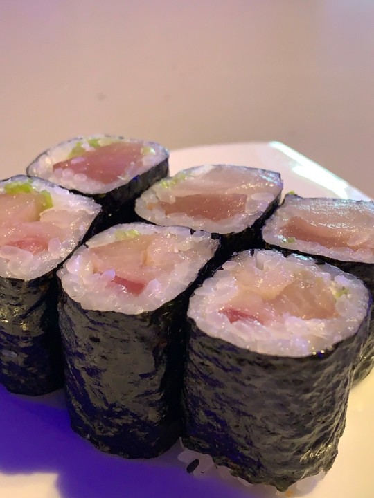 Yellowtail Roll