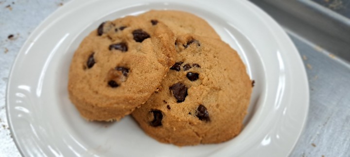 3 Chocolate Chip Hot Cookies