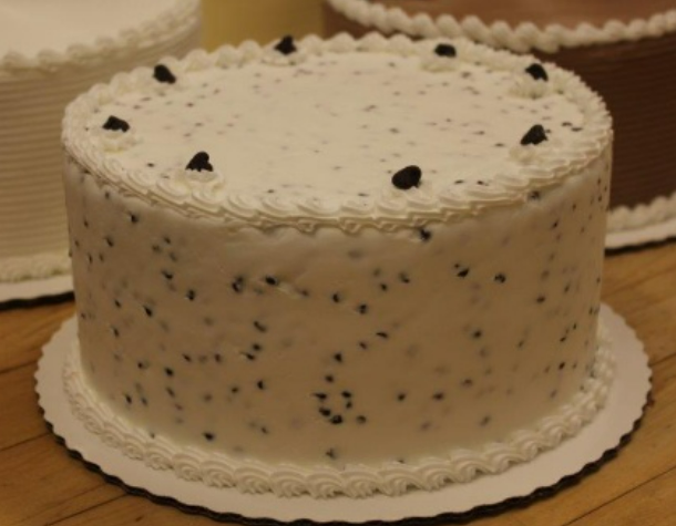 Chocolate Chip Pound Cake (8")