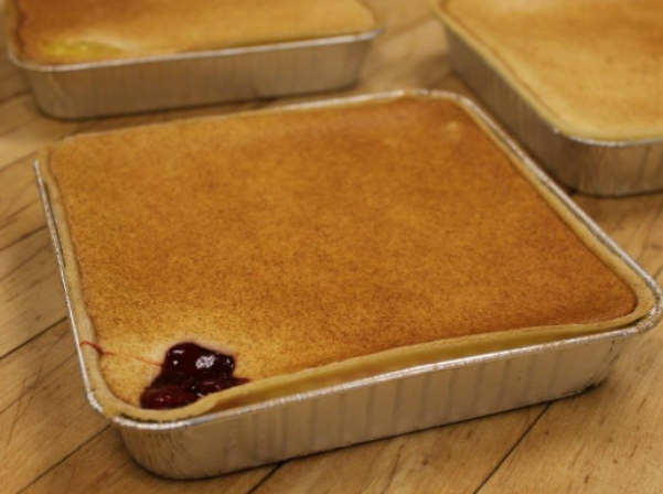 Cherry Pan Cheesecake