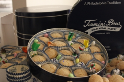 Amaretti Cookie Tin