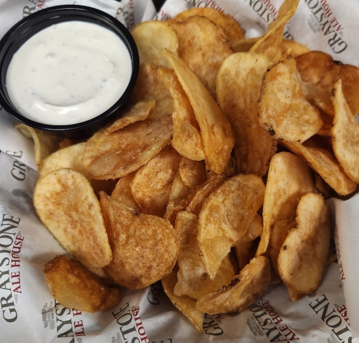 Basket Chips & Vidalia Dip