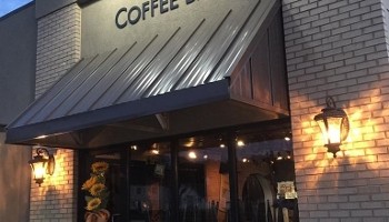 Lavish Coffee Bar - Downtown