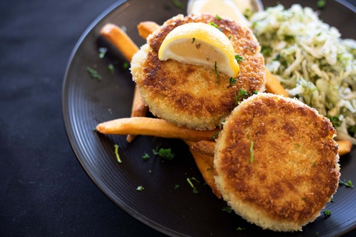 Dungeness Crab Cake Meal