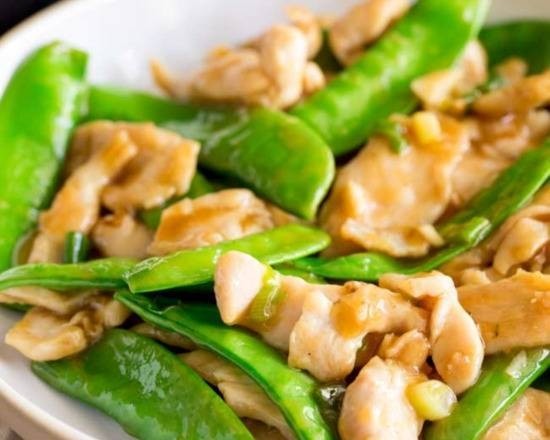 CHICKEN WITH SNOW PEAS 雪豆鸡