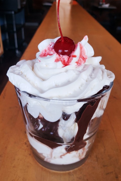 Hot Fudge Sundae