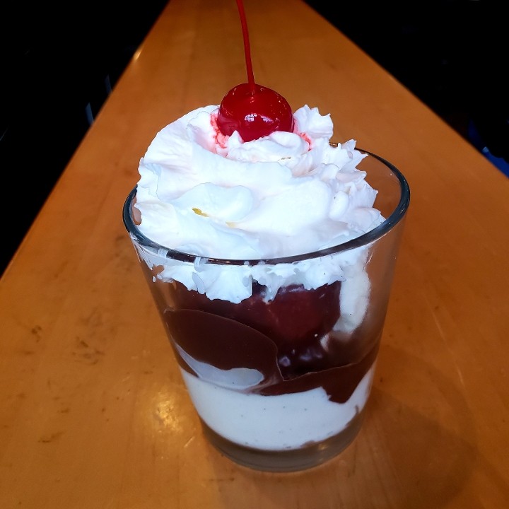 Kids Hot Fudge Sundae