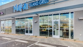 Makai Island Grill Blue Diamond & Decatur