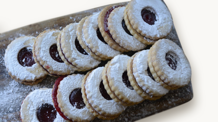 Raspberry Linzer Tart Cookie