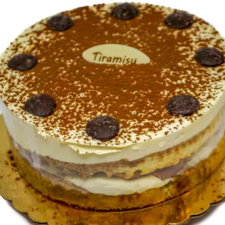 Tiramisu Cake