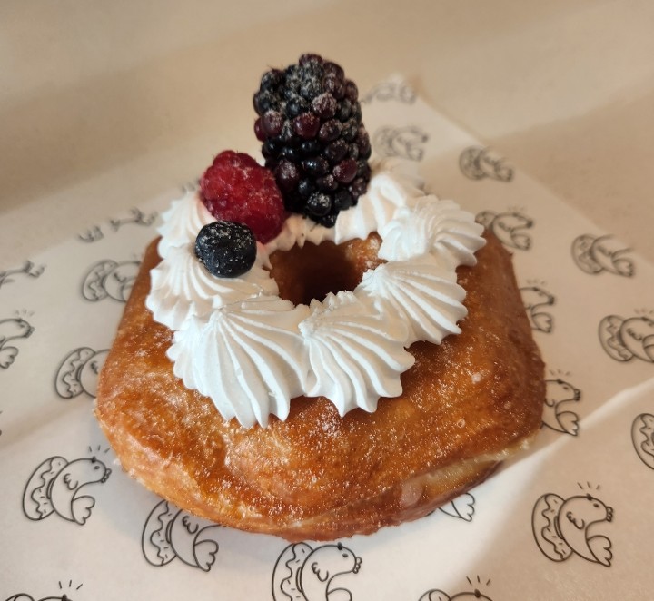 Mix Berry Cronut