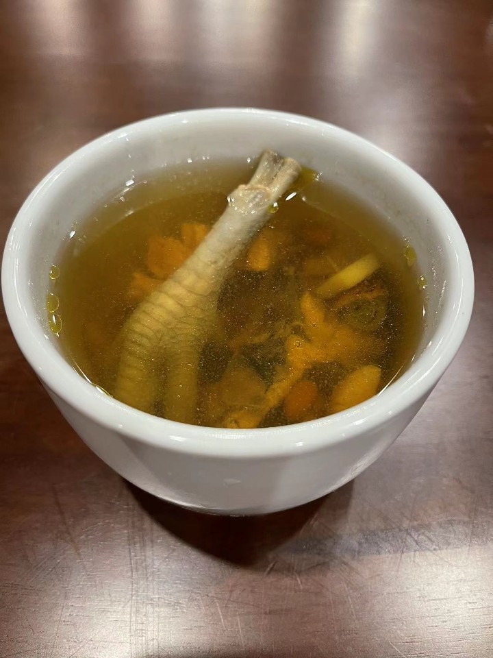 Bamboo Chicken Soup 竹丝鸡炖汤