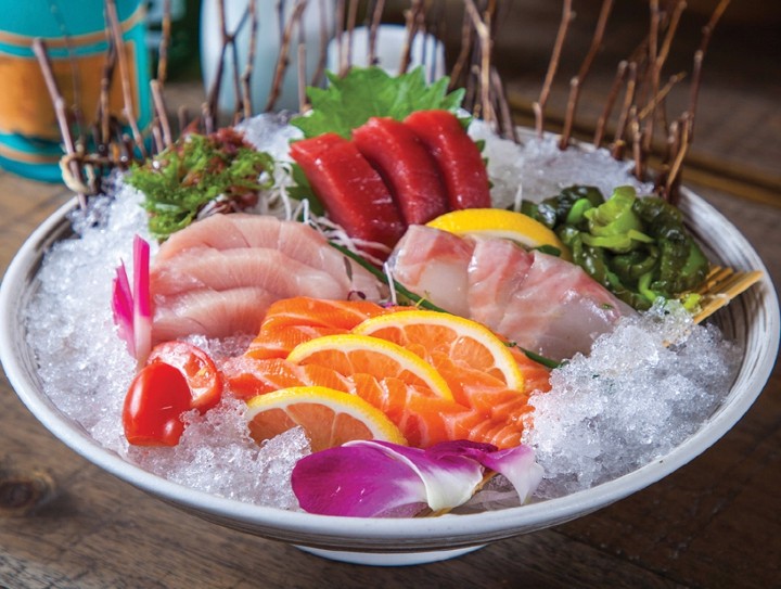 Okinawa Sashimi 12 Pcs