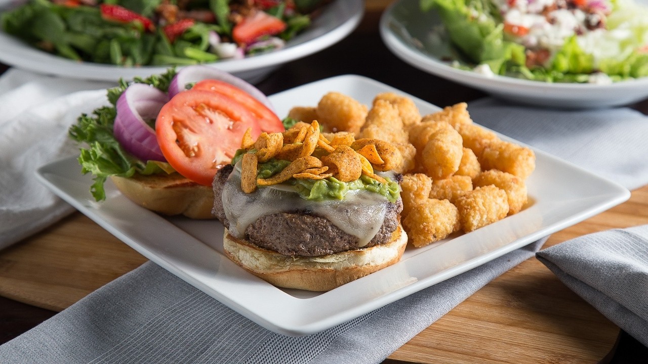 Tanner's Bar & Grill - Red Bridge