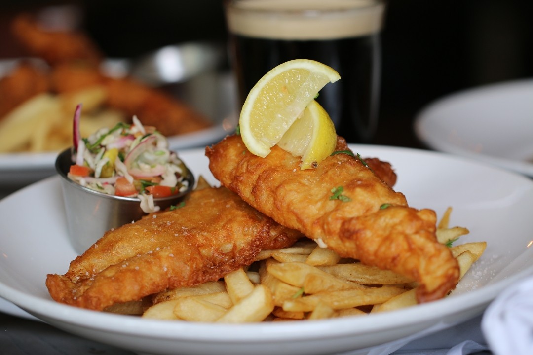 FISH & CHIPS-->>