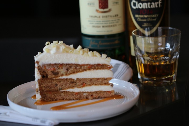 OLD FASHIONED CARROT CAKE-->>