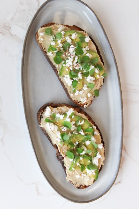 Hummus Toast