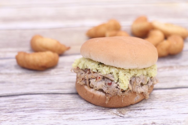 Classic BBQ Sandwich - Yellow Slaw