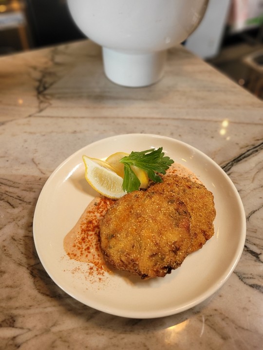 CRAB CAKES