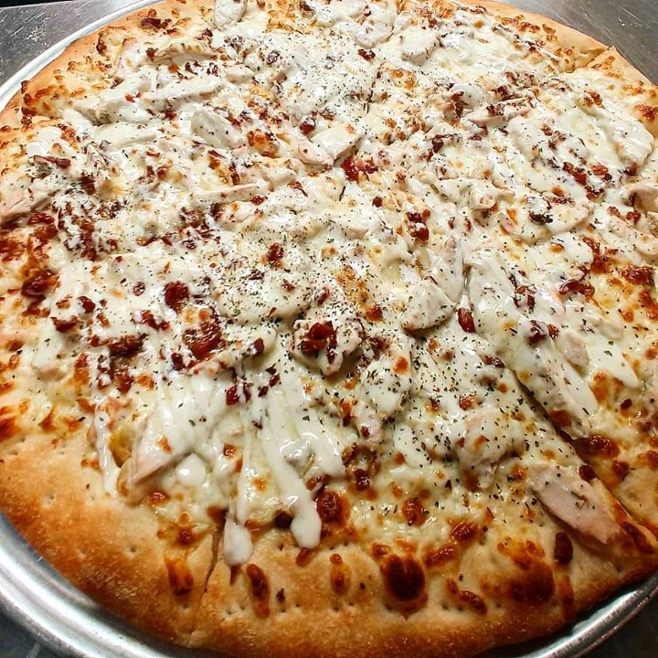 20" Chicken Bacon Ranch Pizza