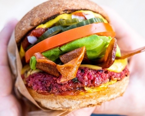 Vegan Bacon Cheeseburger