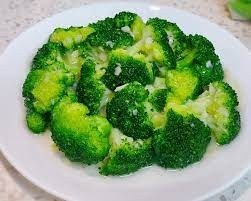 Sautéed Broccoli w/Galic蒜蓉西兰花